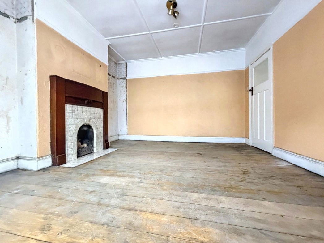 Property image 10 of 24