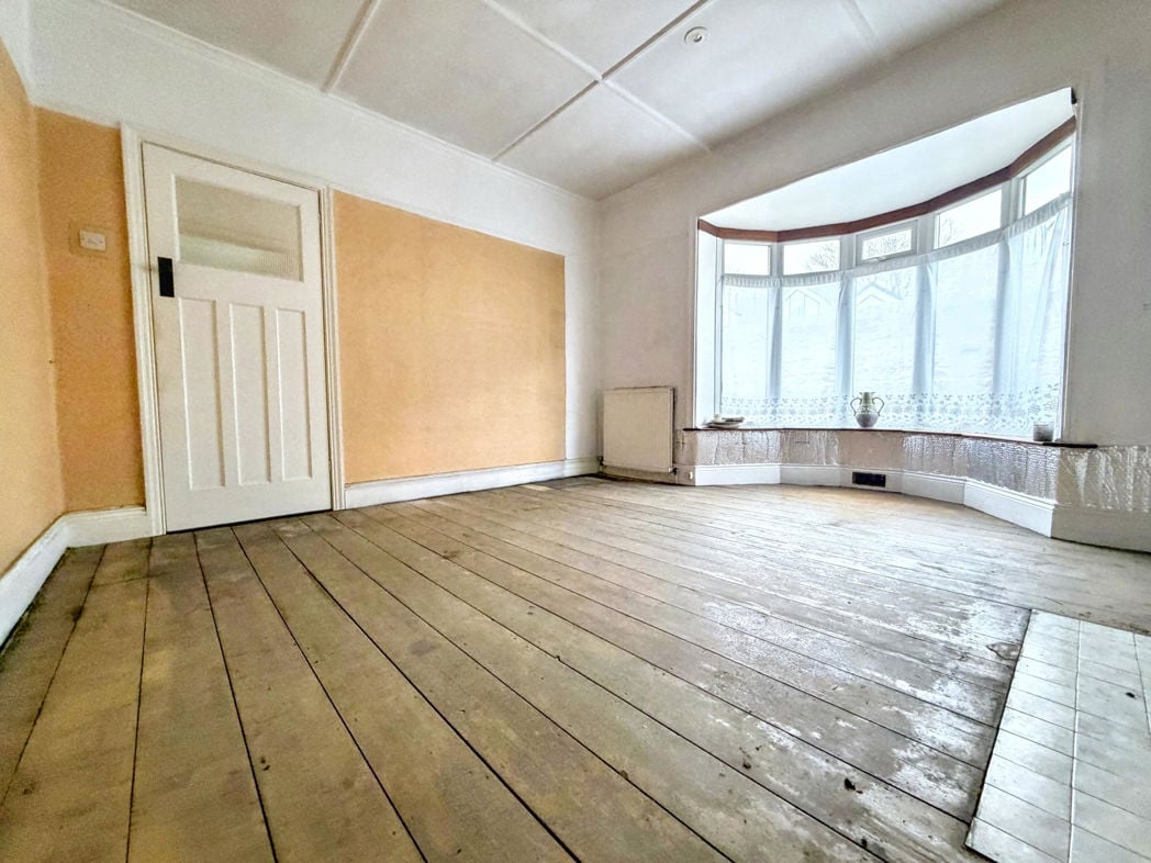 Property image 11 of 24