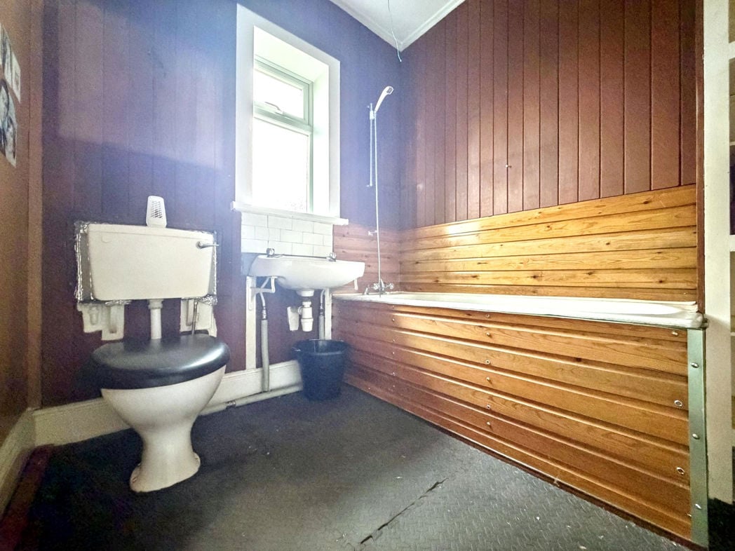 Property image 17 of 24