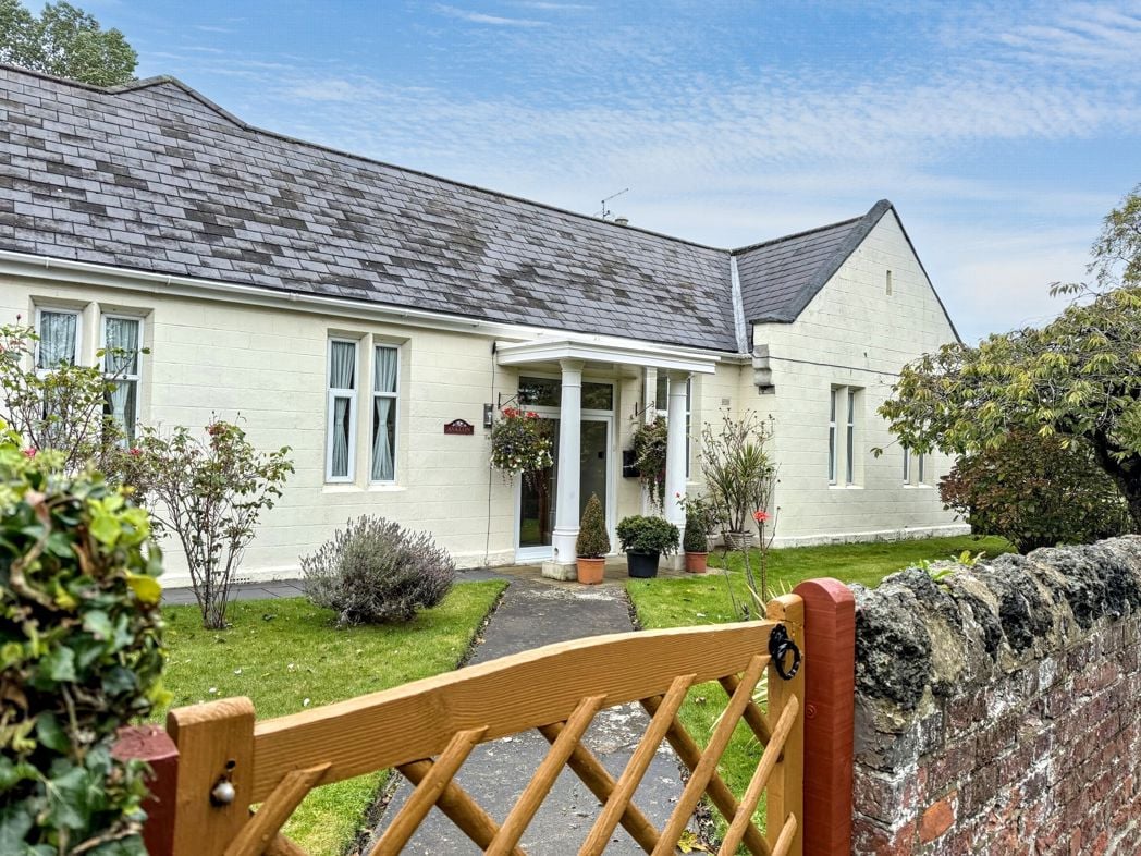Property image 5 of 35