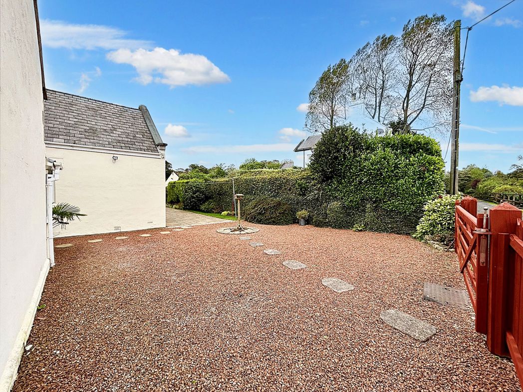 Property image 31 of 35