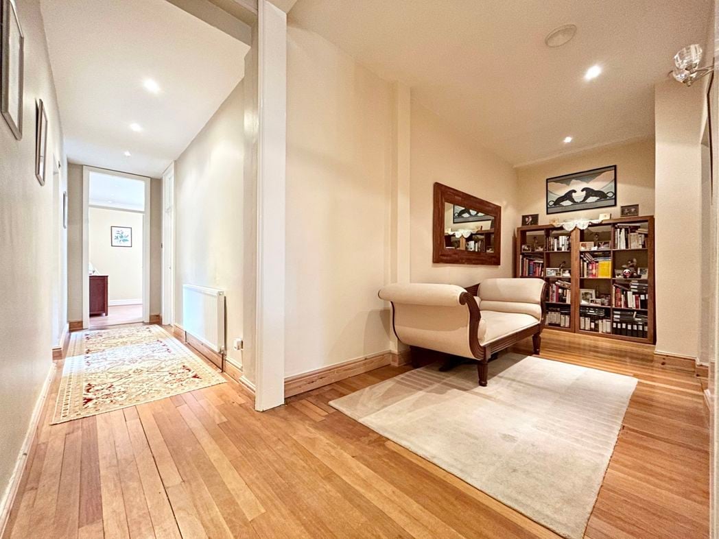 Property image 18 of 35