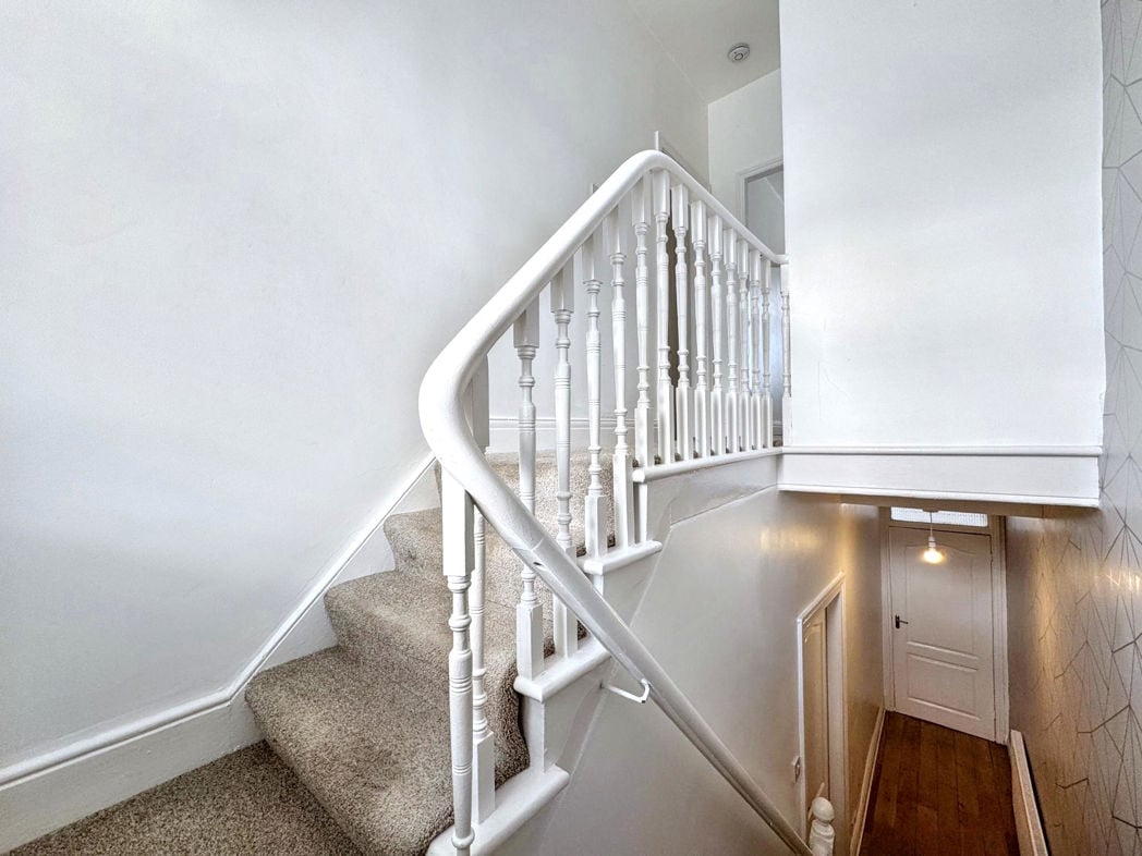 Property image 12 of 21