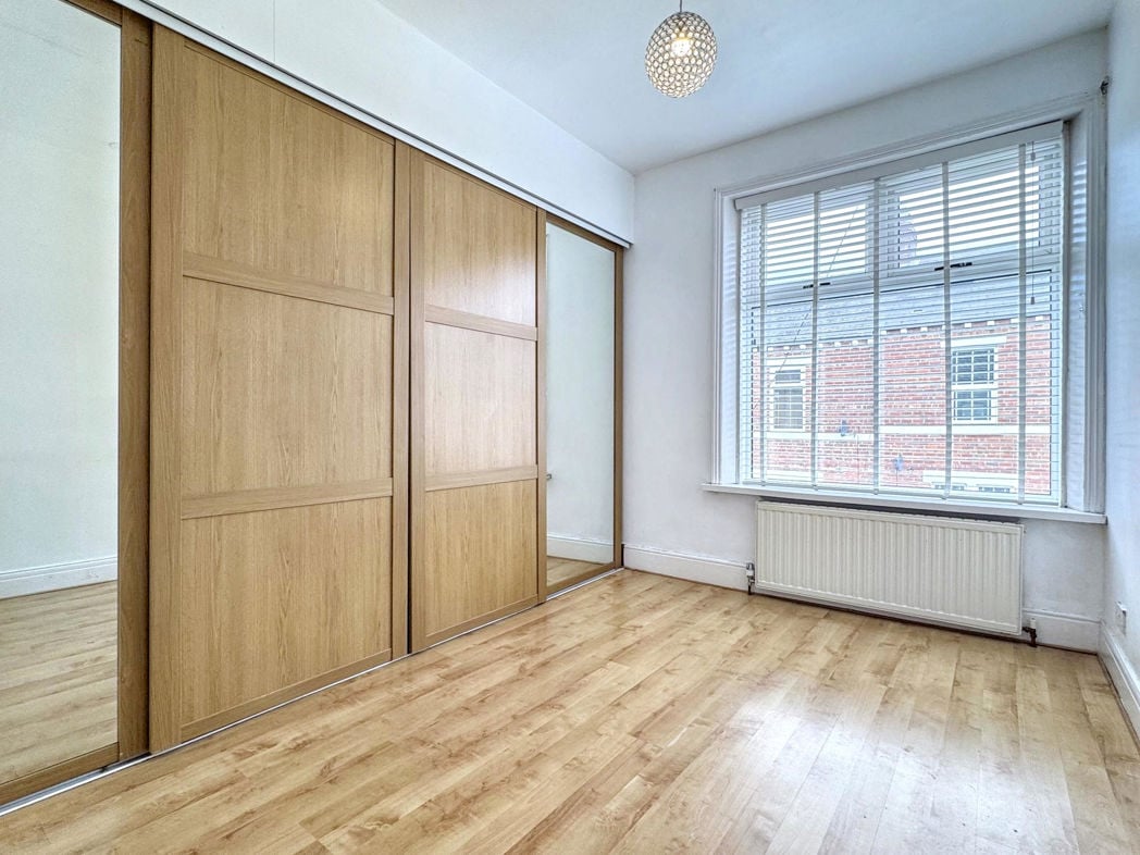 Property image 13 of 21