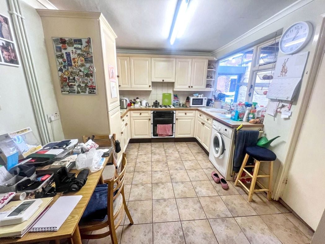 Property image 7 of 14