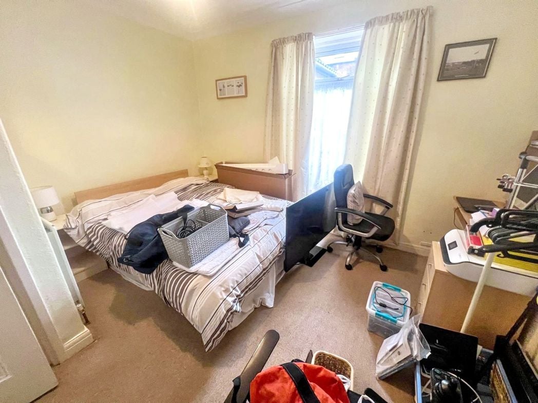 Property image 8 of 14