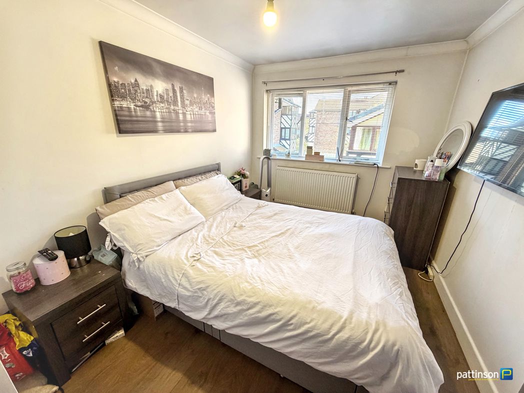 Property image 3 of 15