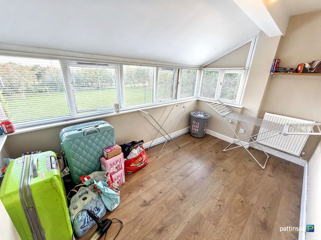 Property image 5 of 15