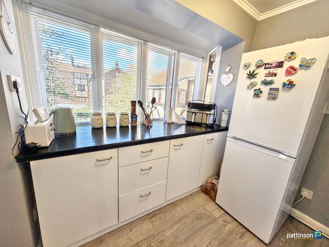 Property image 12 of 15