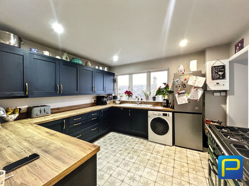 Property image 2 of 22