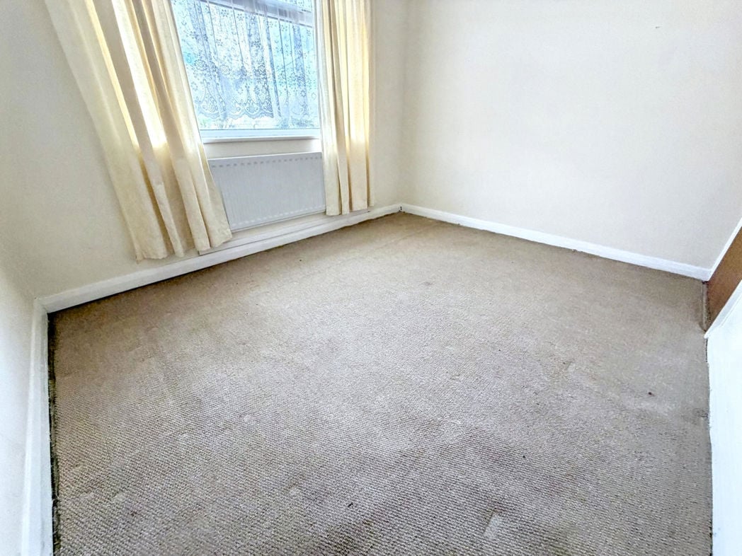 Property image 12 of 17