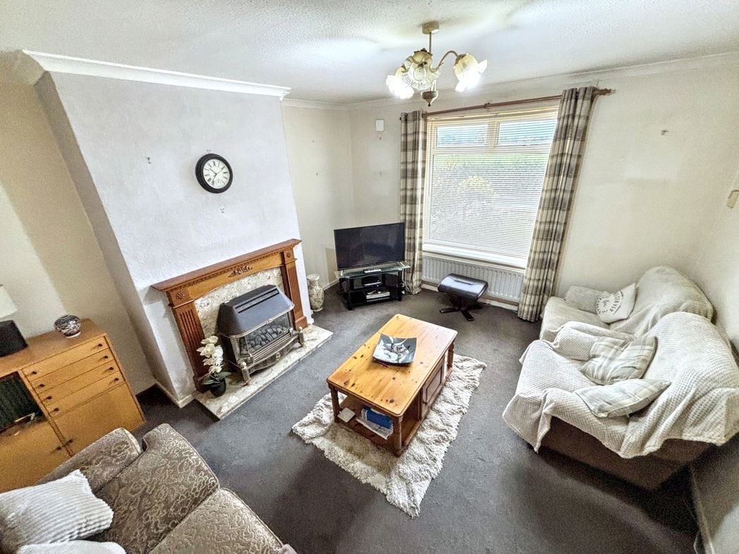 Property image 3 of 17