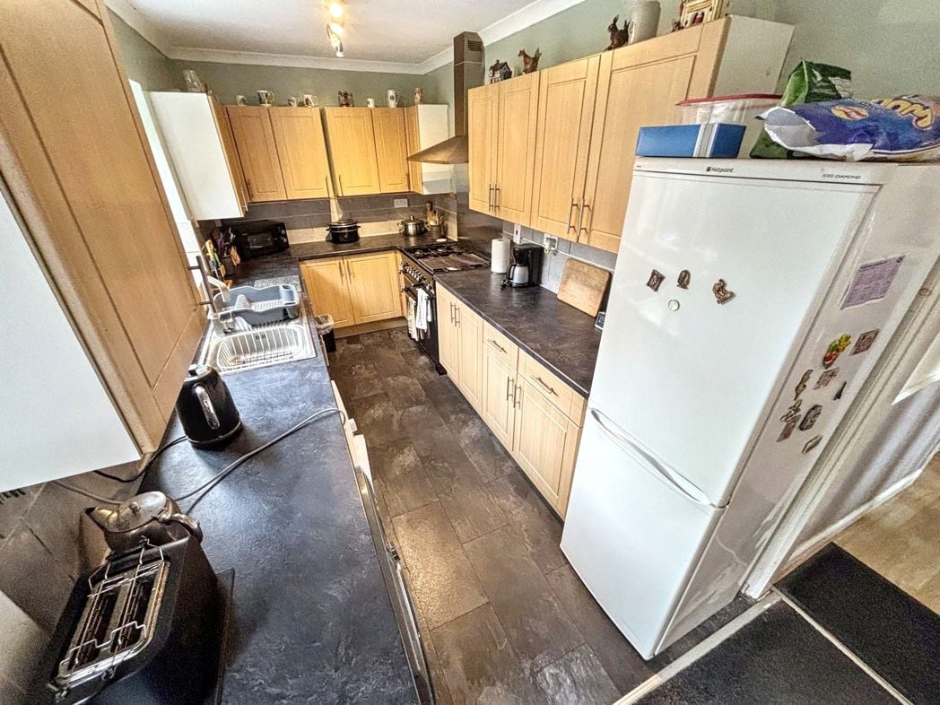 Property image 7 of 17