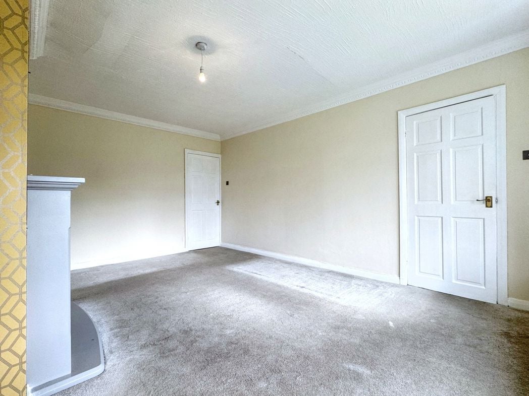 Property image 8 of 20