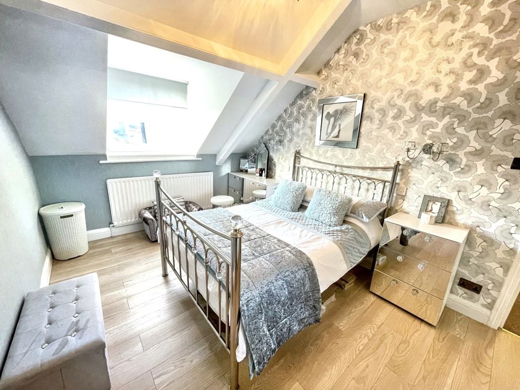 Property image 10 of 13
