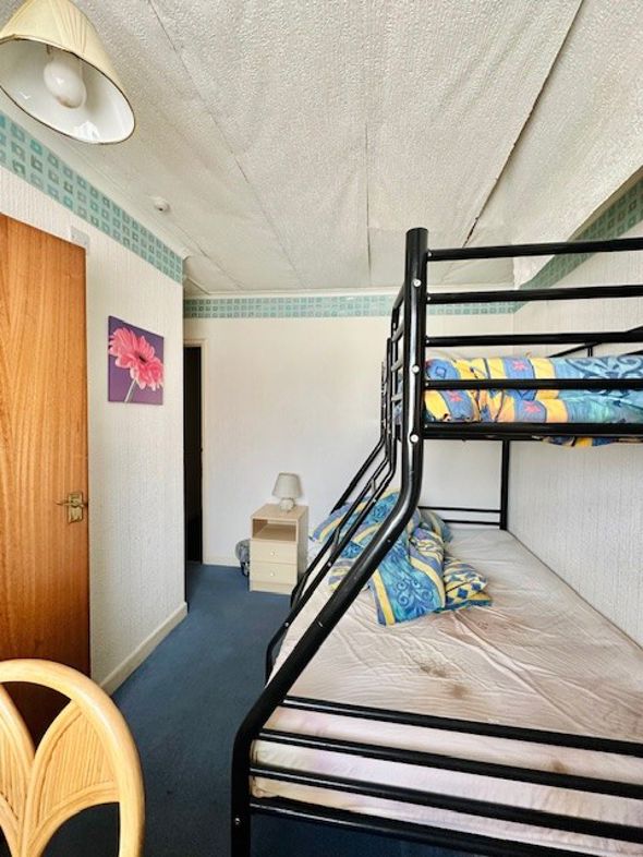 Property image 11 of 29