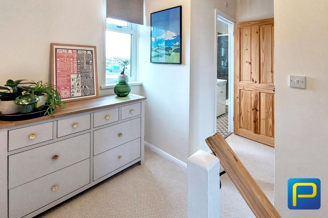 Property image 10 of 19
