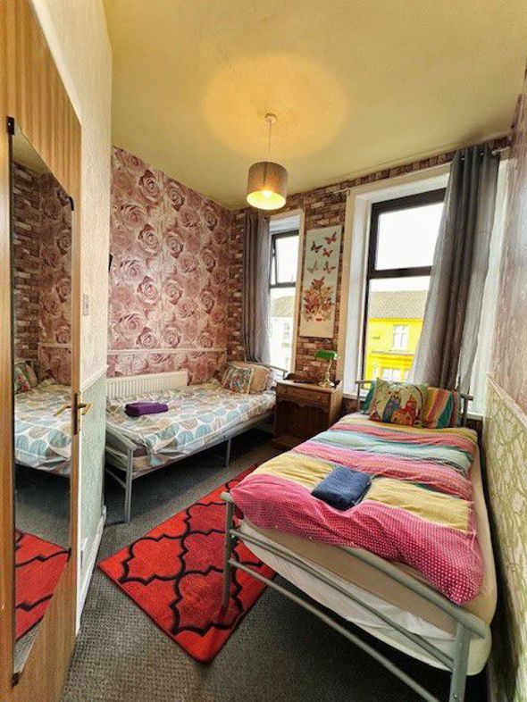 Pembroke Hotel, 17, Blackpool, Lancashire, FY1 1RN