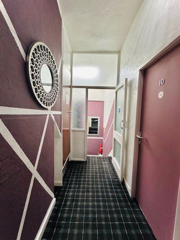 Pembroke Hotel, 17, Blackpool, Lancashire, FY1 1RN