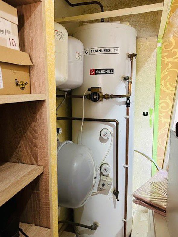 Pembroke Hotel, 17, Blackpool, Lancashire, FY1 1RN