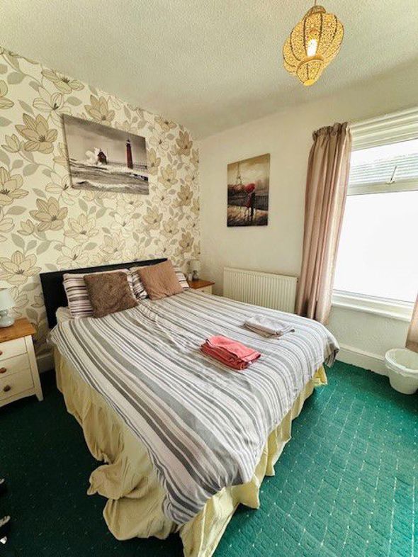 Pembroke Hotel, 17, Blackpool, Lancashire, FY1 1RN