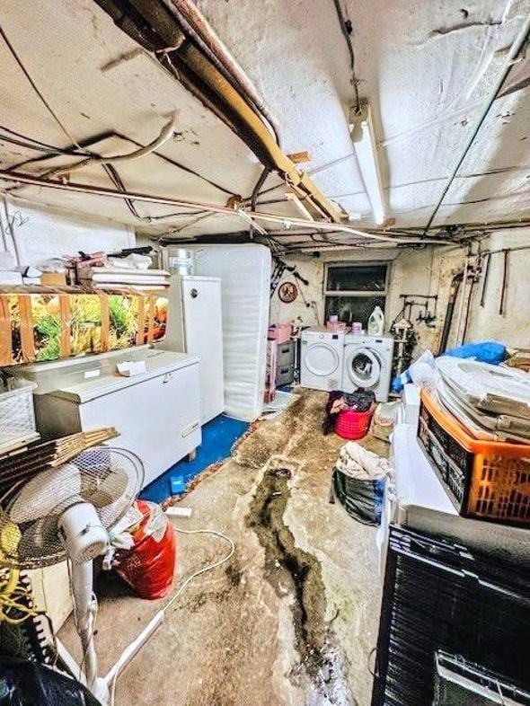 Pembroke Hotel, 17, Blackpool, Lancashire, FY1 1RN