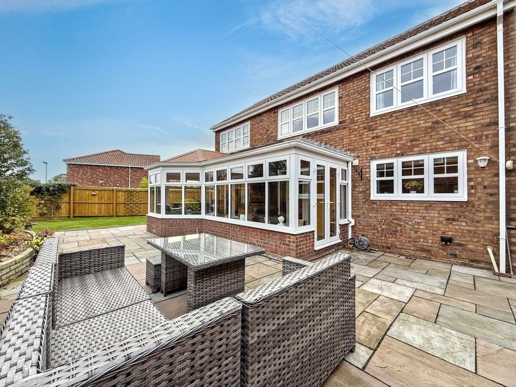 Property image 25 of 28
