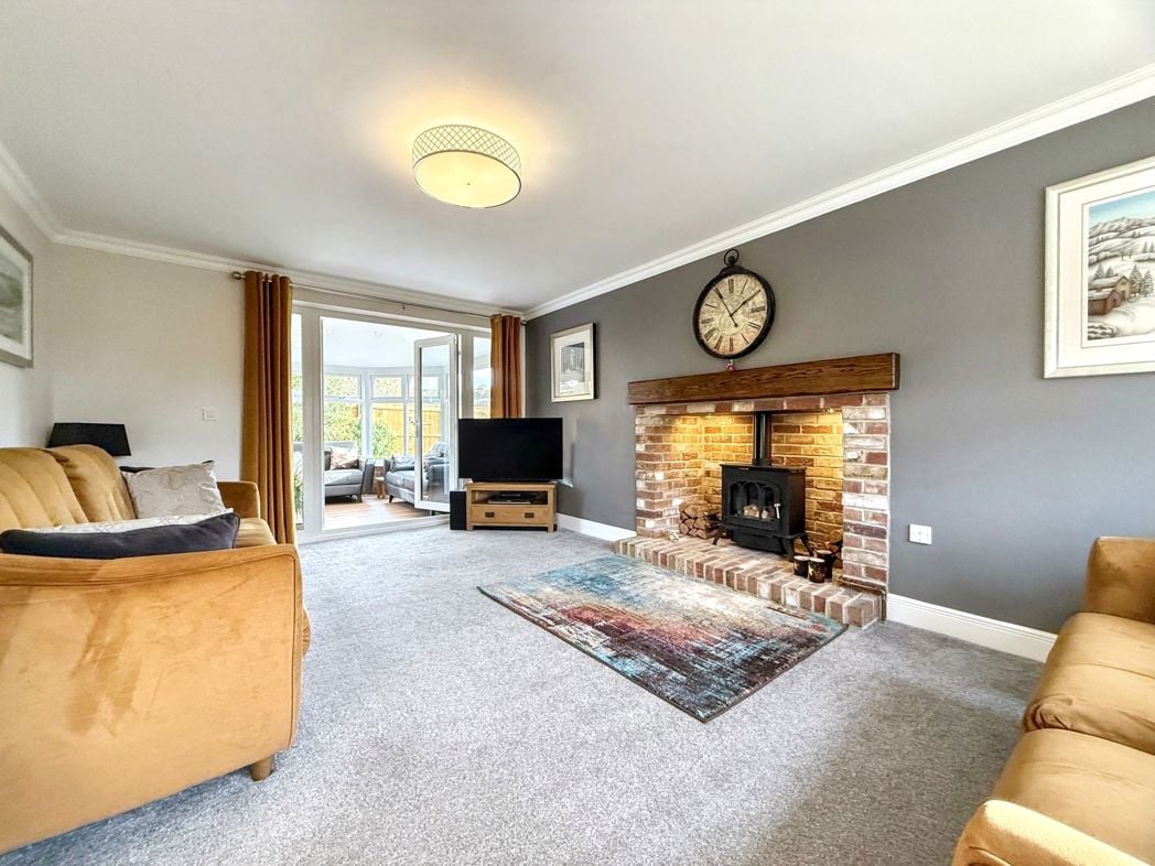 Property image 5 of 28