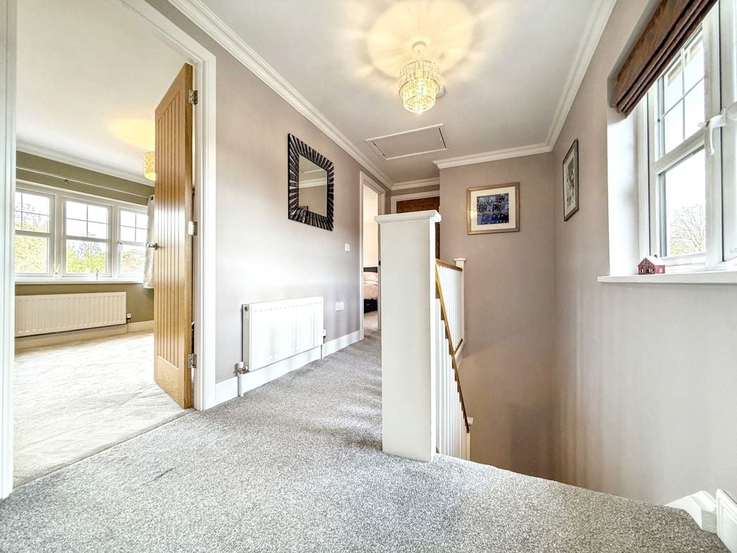 Property image 16 of 28