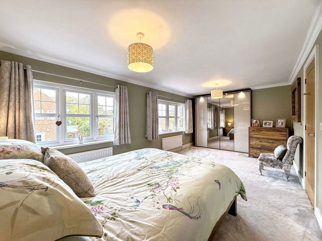 Property image 18 of 28