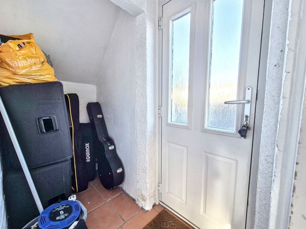 Property image 10 of 18