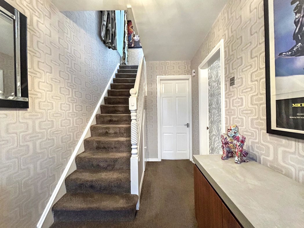 Property image 4 of 23