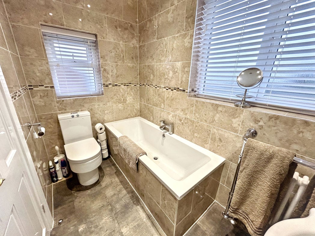 Property image 16 of 23