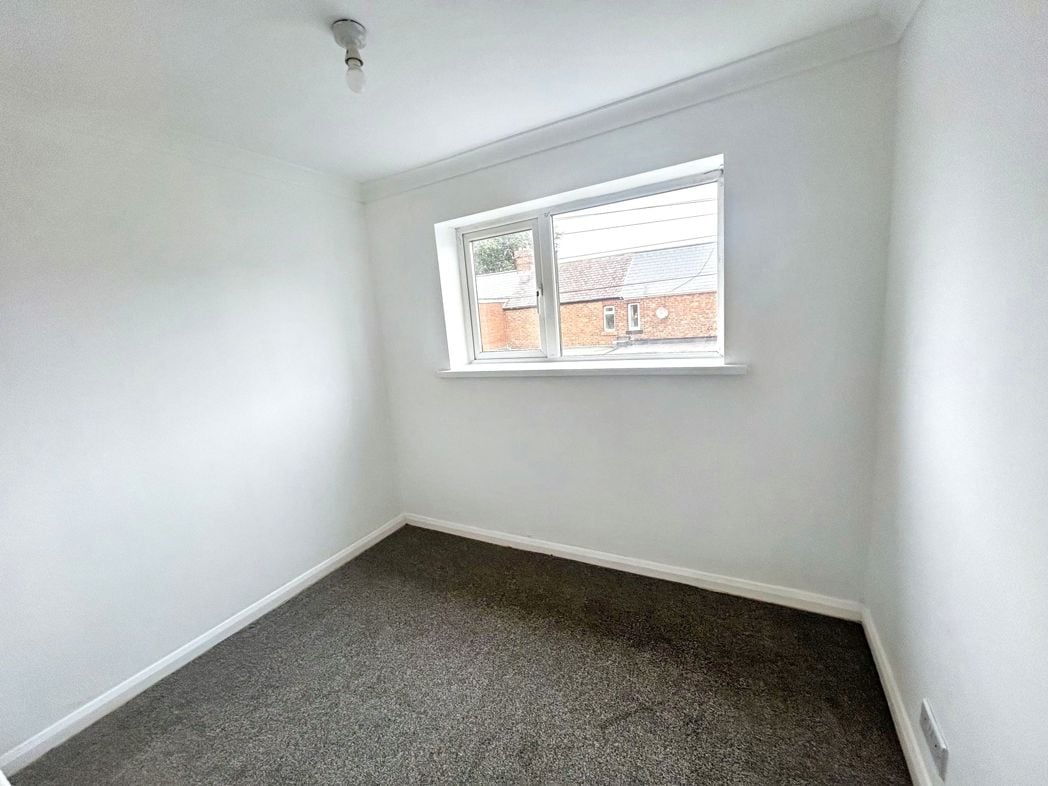 Property image 11 of 14