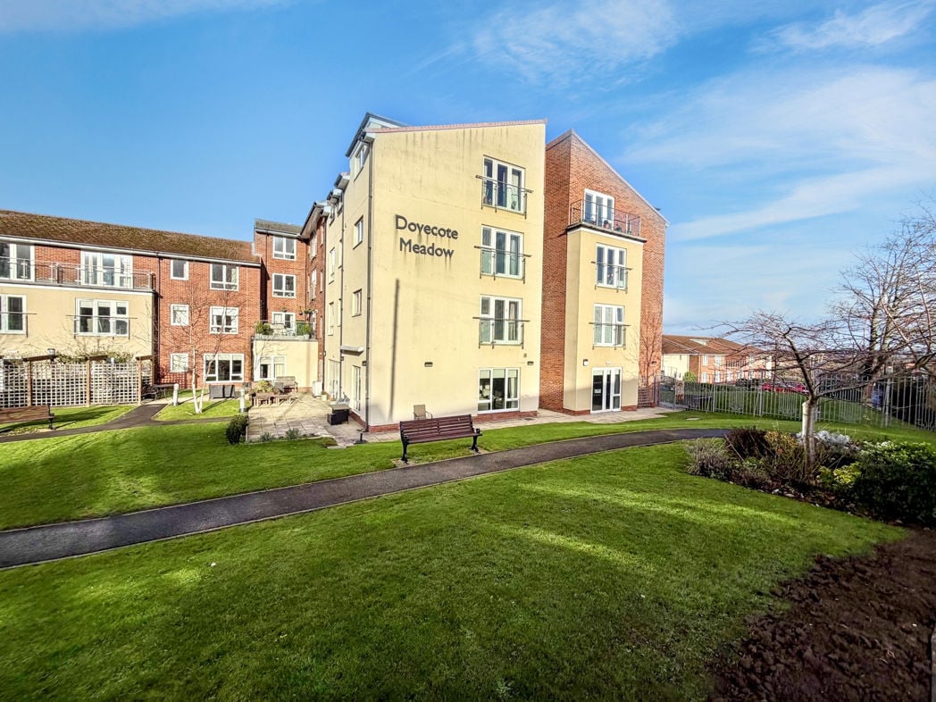 Property image 17 of 23