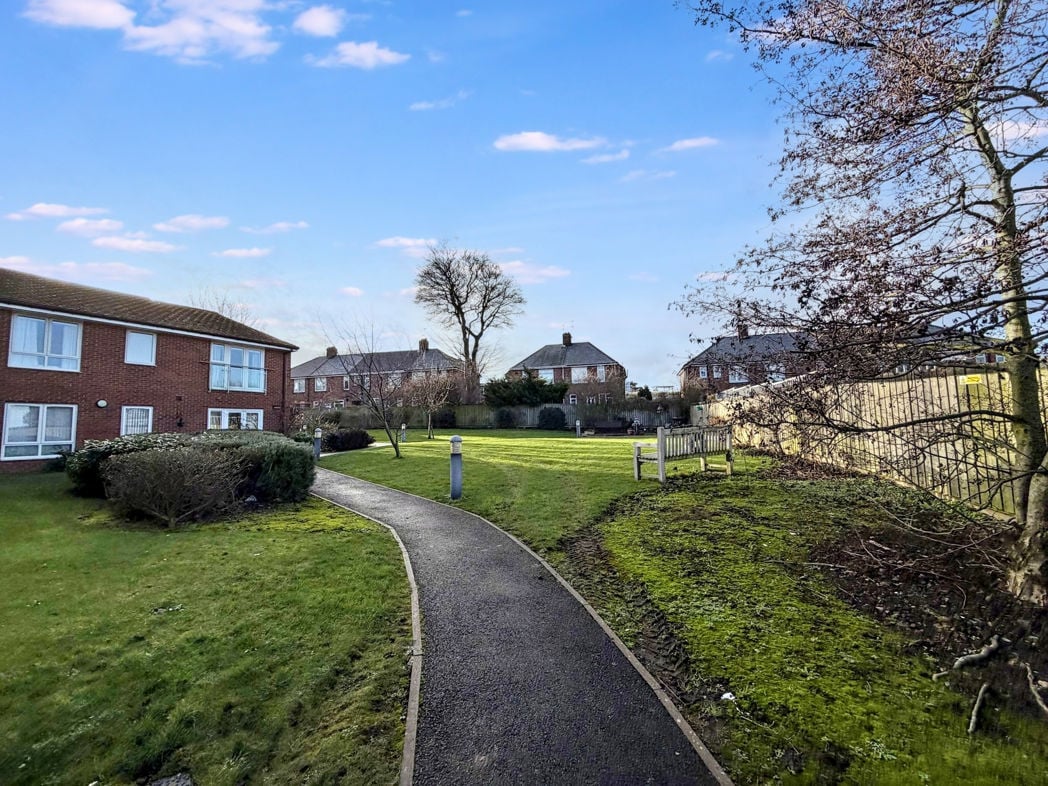Property image 21 of 23