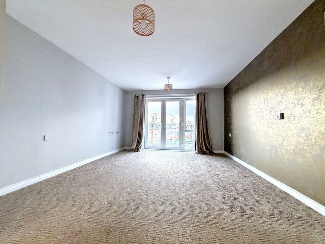 Property image 2 of 23