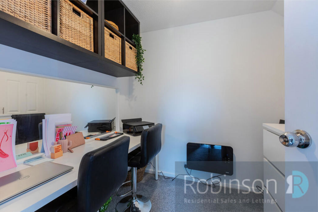 Property image 4 of 8