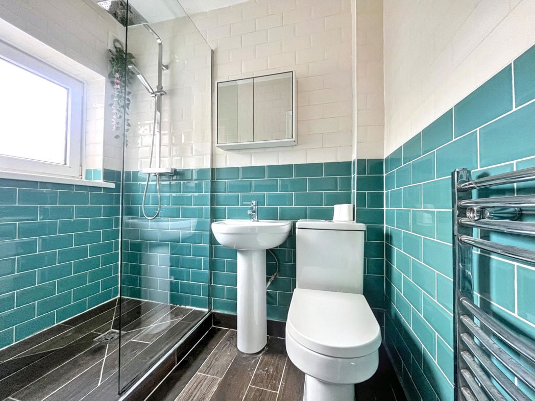 Property image 4 of 12