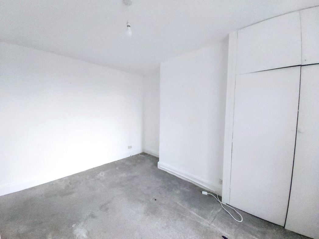 Property image 4 of 8