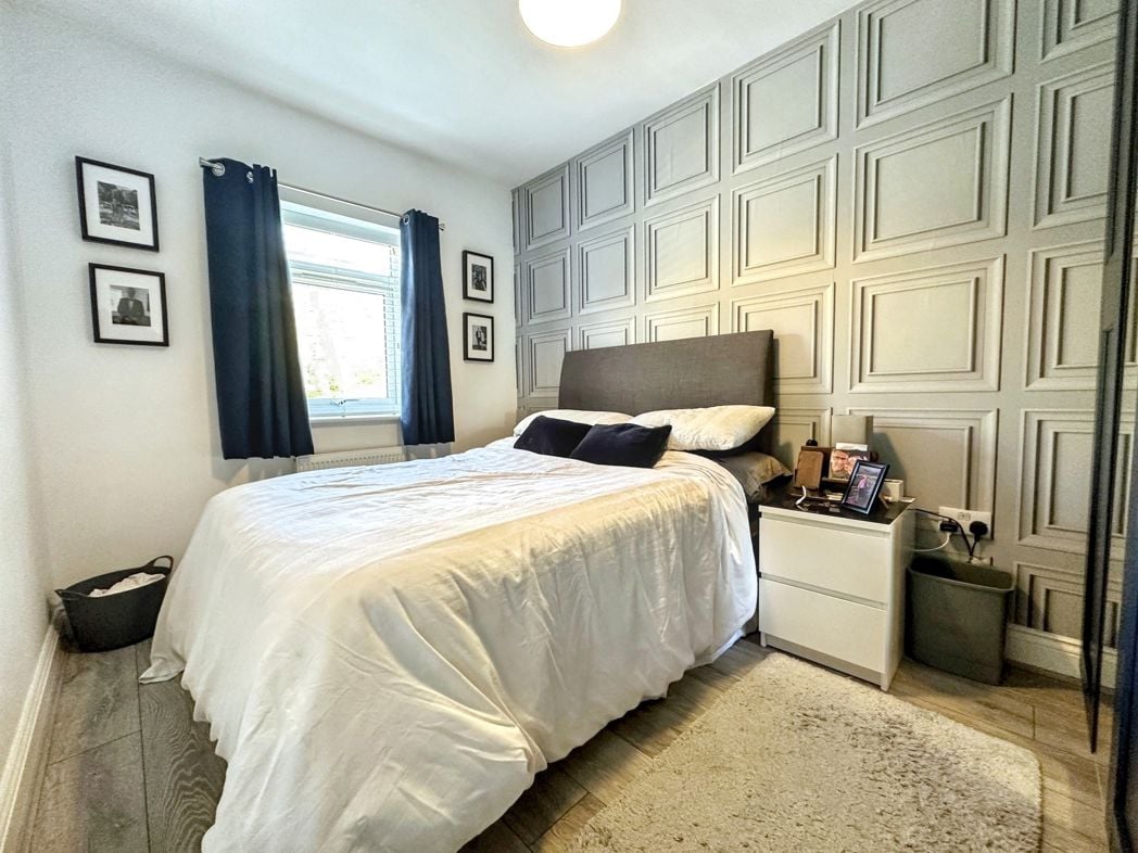 Property image 12 of 17