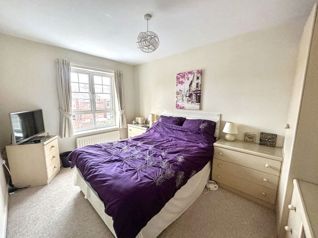 Property image 4 of 8