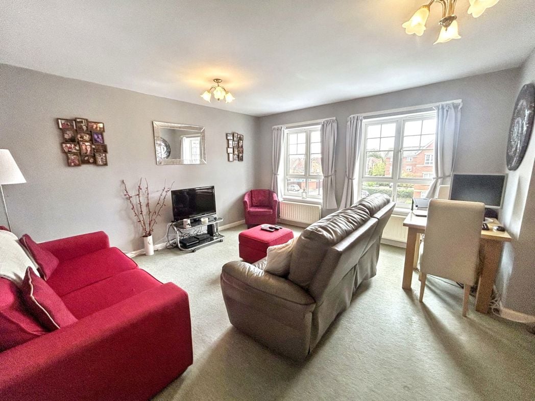 Property image 5 of 8