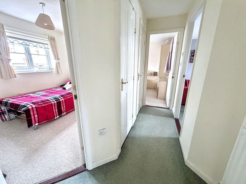 Property image 6 of 8
