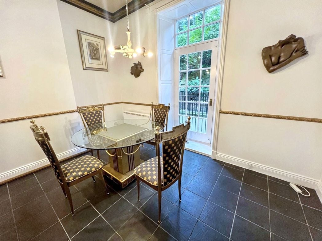 Property image 12 of 14