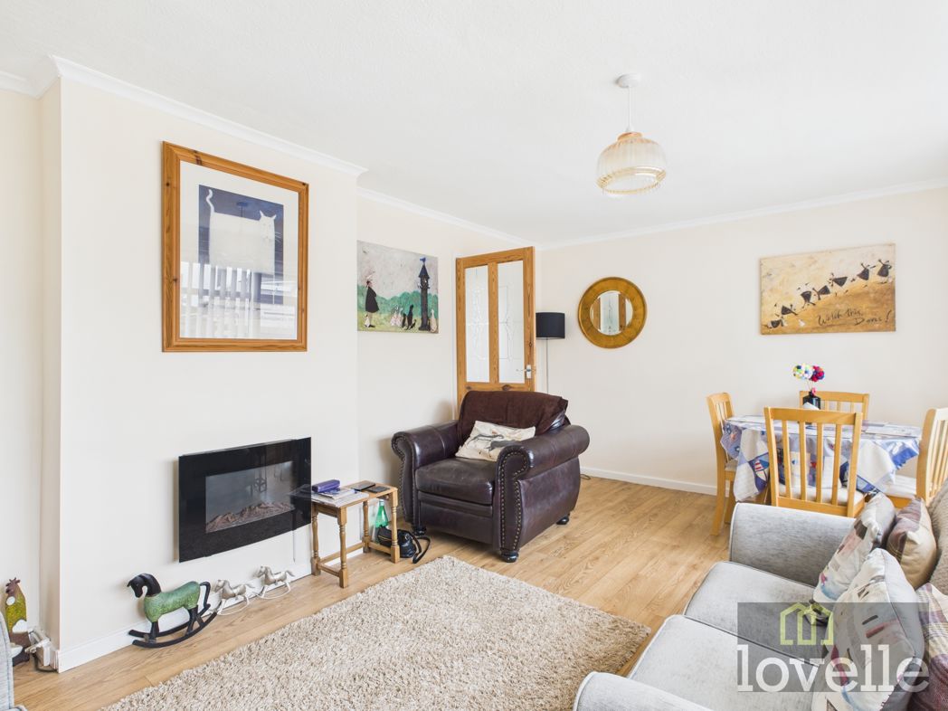 Property image 3 of 13
