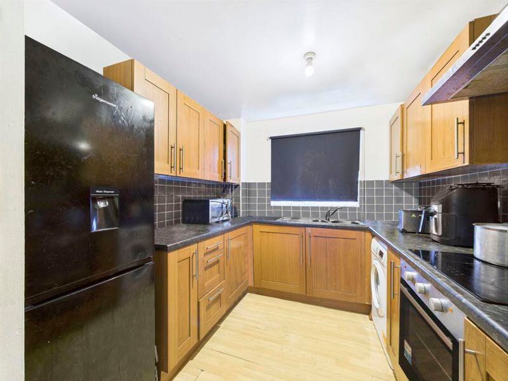 208, Purfleet-on-Thames, Essex, RM19 1LF