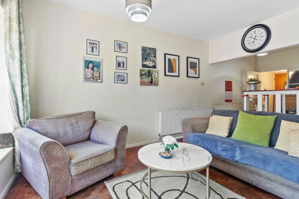 Property image 3 of 12