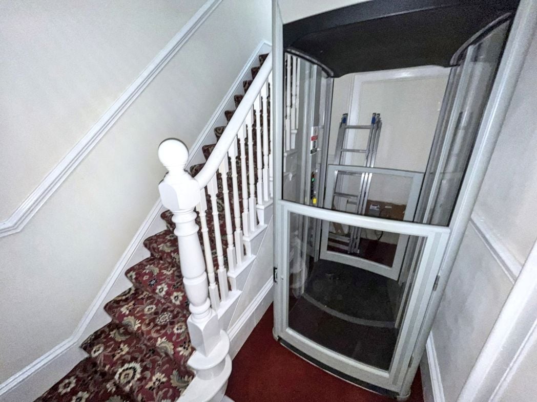 Property image 12 of 20