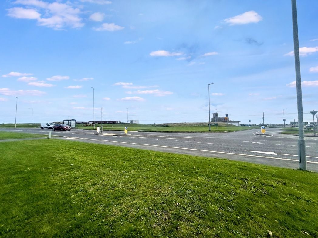 Property image 10 of 10